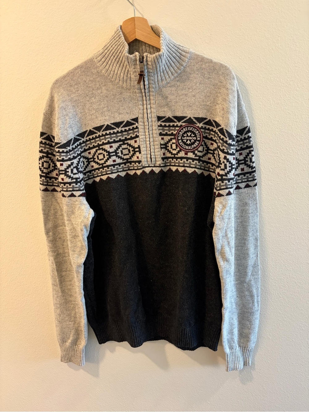 Men's Half-Zip Fair Isle Sweater - Light Gray & Black